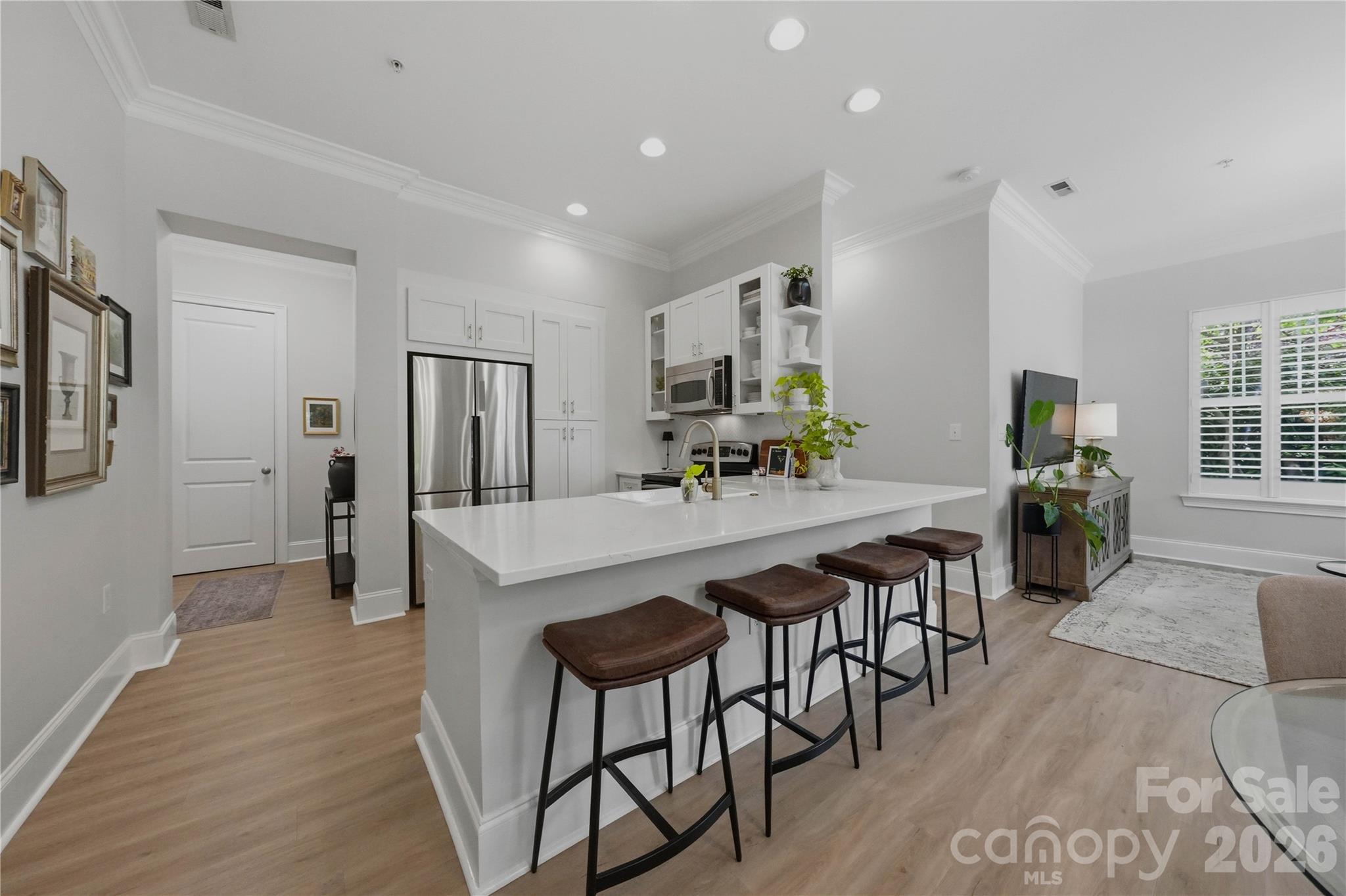2946 Selwyn Avenue Unit 112, Charlotte NC 28209
