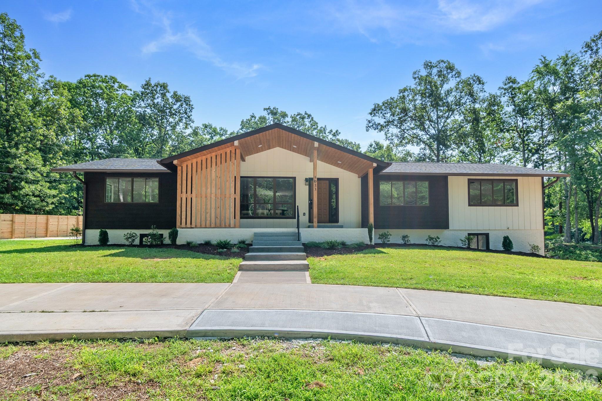 5033 Waxhaw Indian Trail Road, Matthews NC 28104