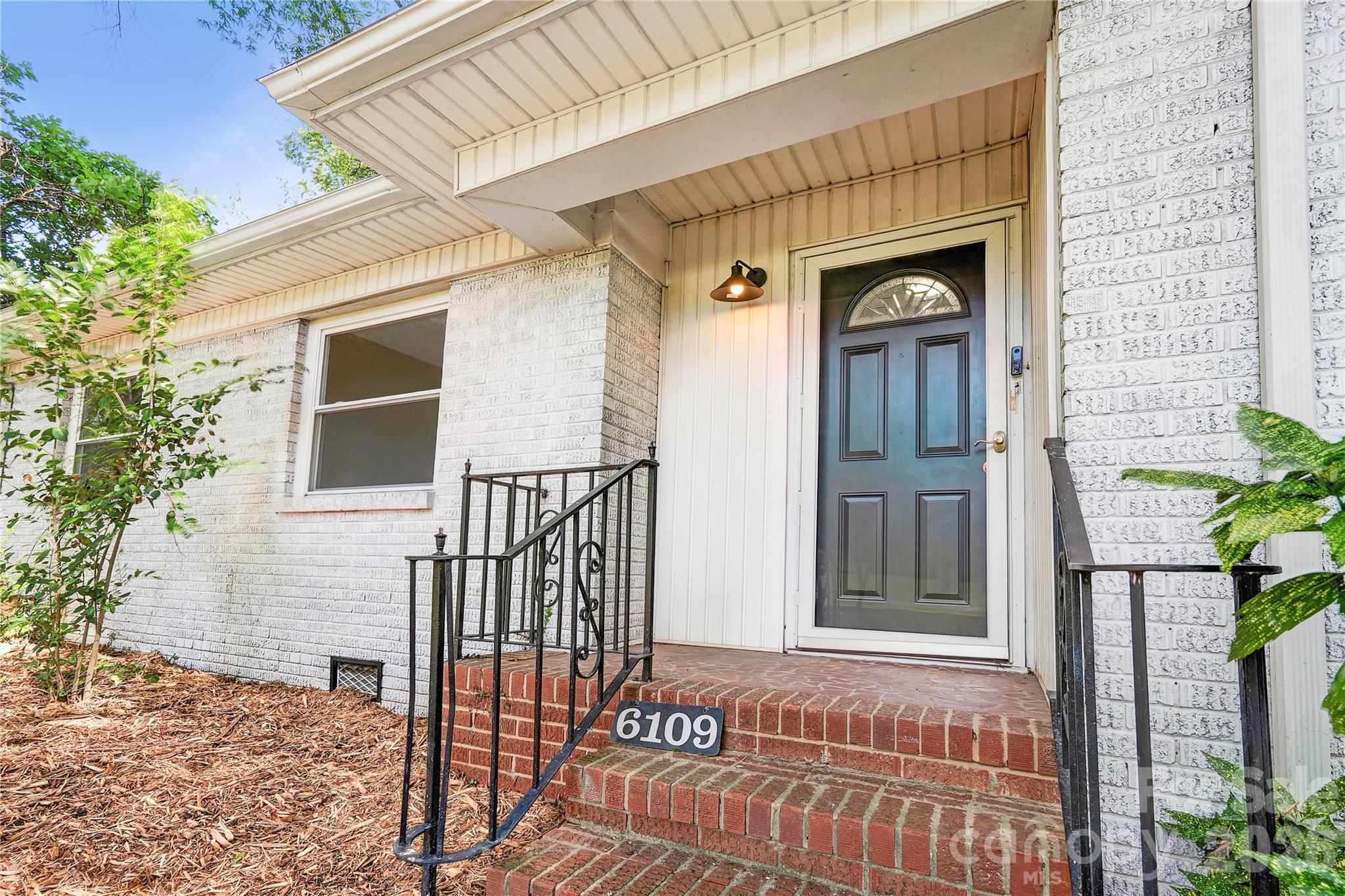 6109 Robinson Church Road, Charlotte NC 28215