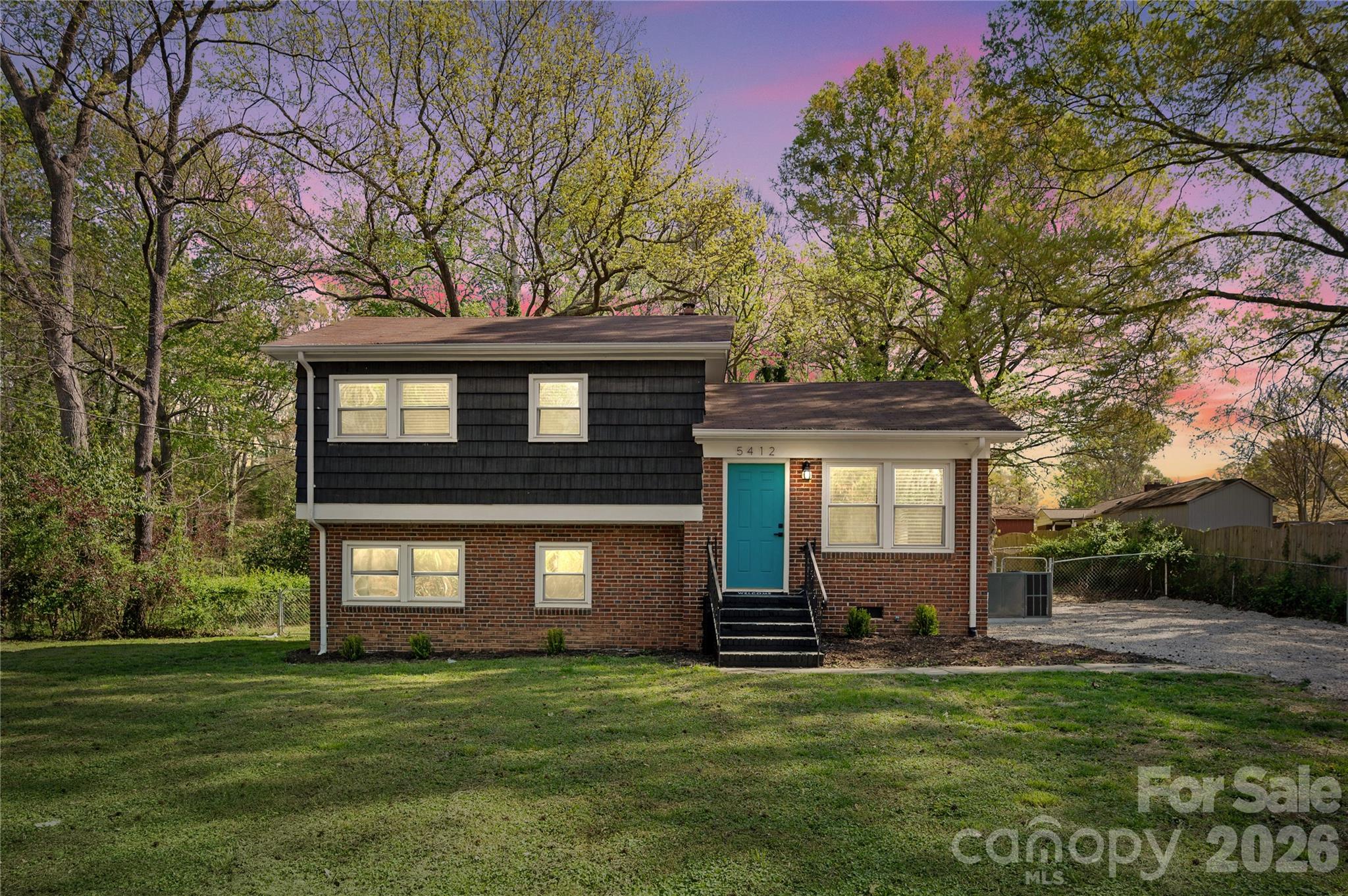 5412 Milhaven Lane, Charlotte NC 28269