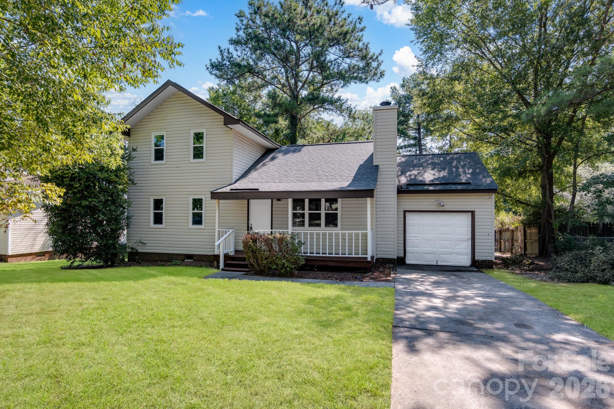 5300 Rolling Oak Lane, Charlotte NC 28227