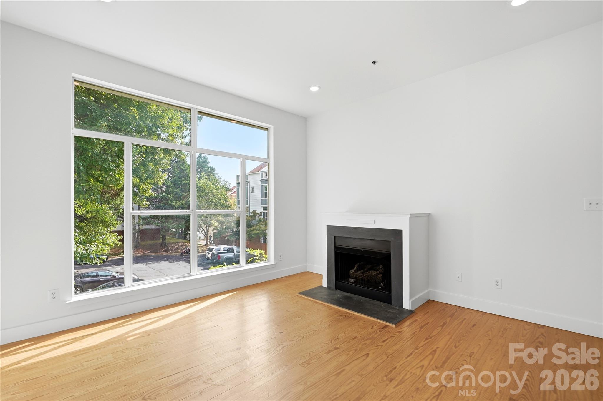 2090 Atherton Heights Lane, Charlotte NC 28203