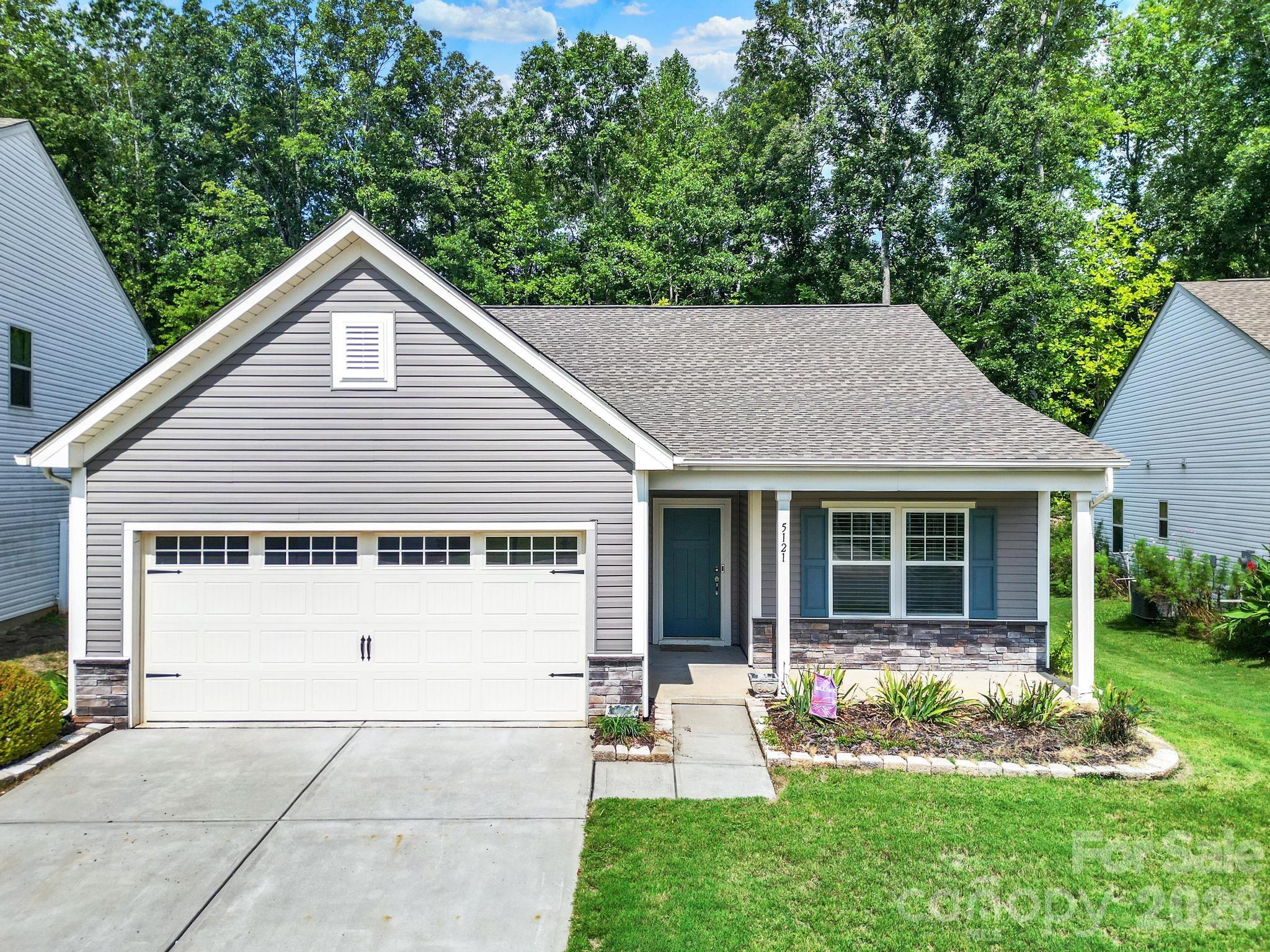5121 Saddleback Drive, Mount Holly NC 28120