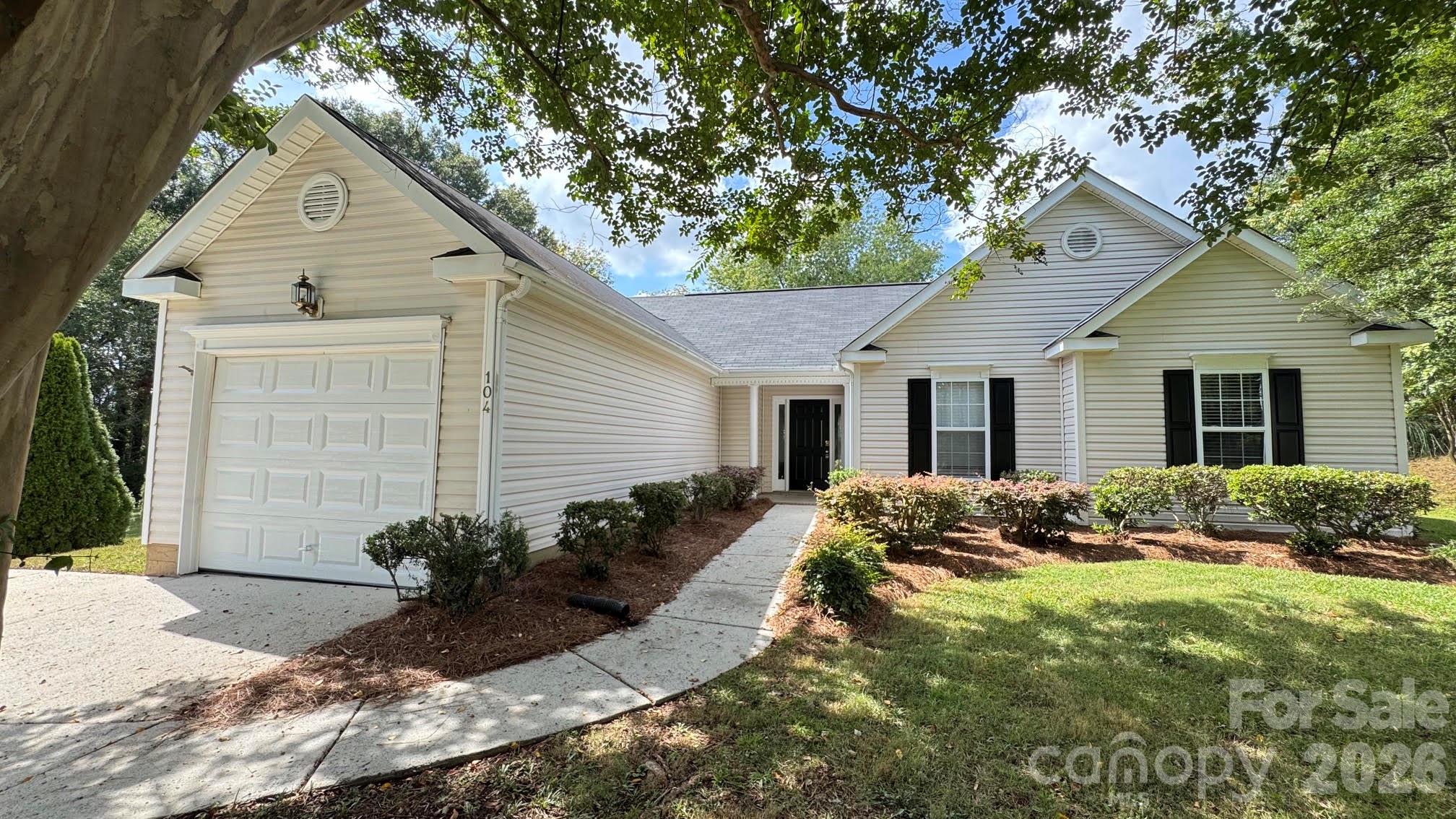 104 S Willow Court, Mount Holly NC 28120