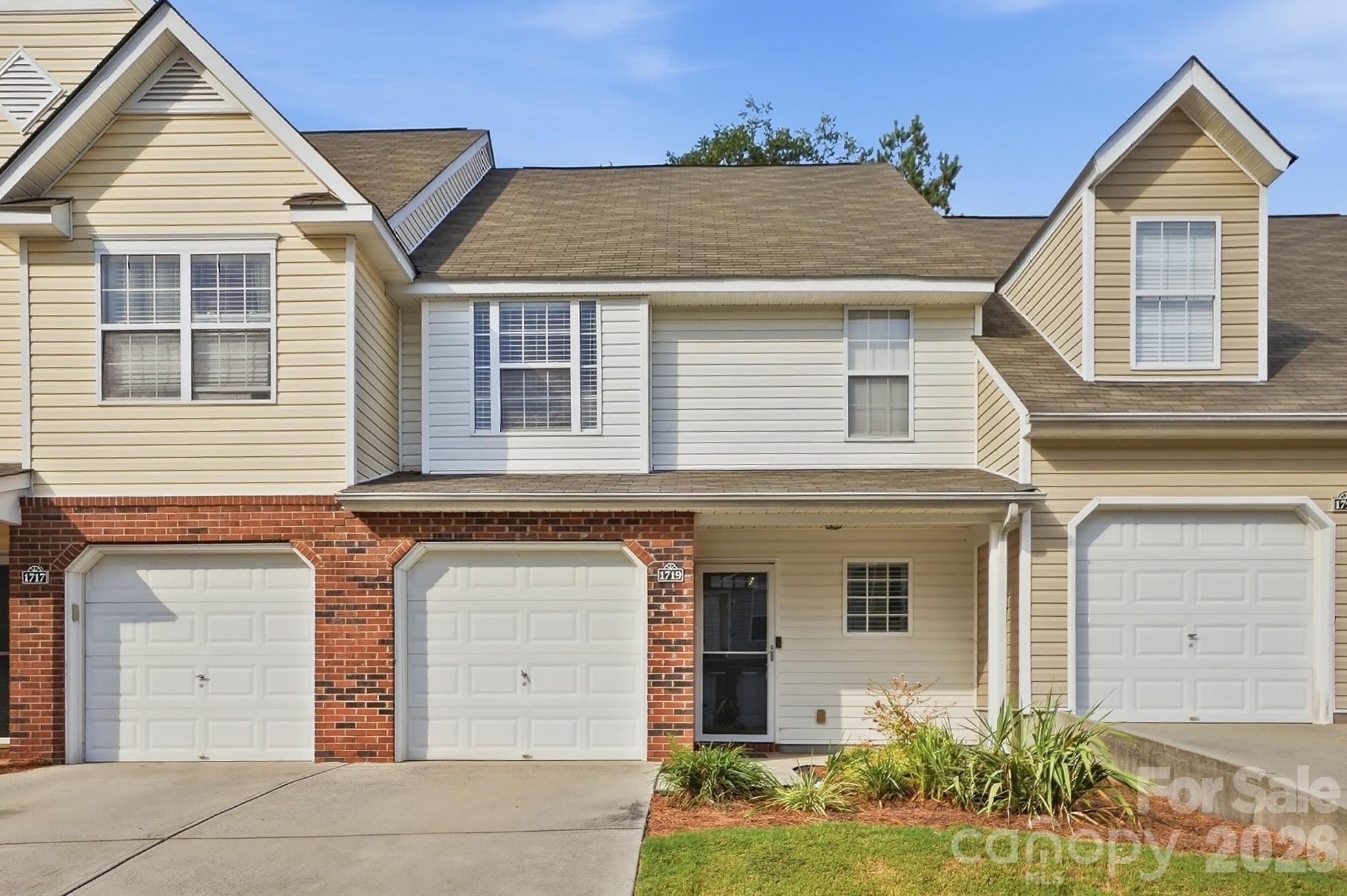 1719 Hidden Creek Drive, Rock Hill SC 29732