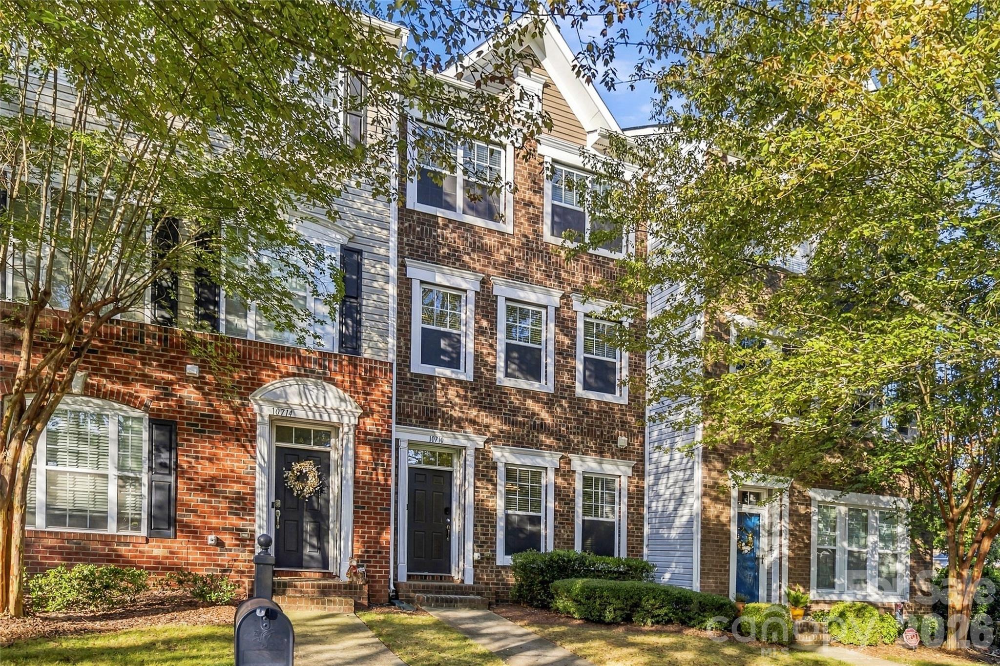 10710 Kemptown Square Square, Mint Hill NC 28227