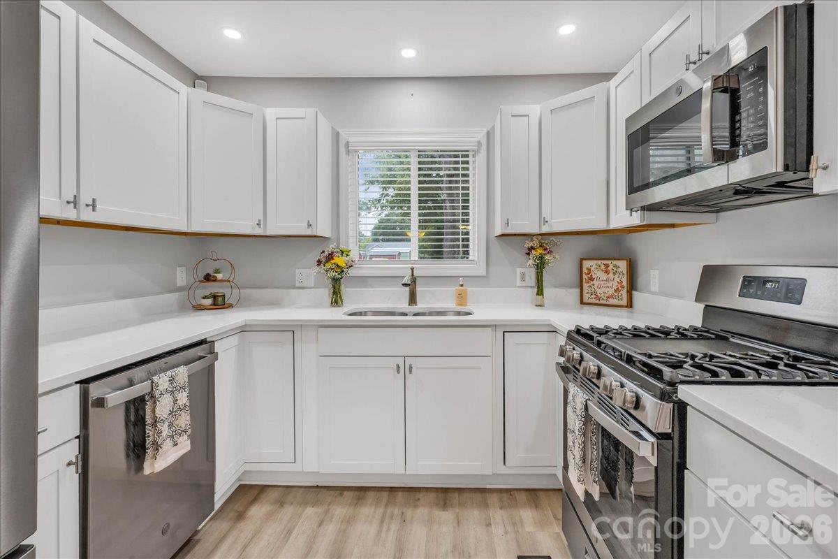 1005 Noles Drive, Mount Holly NC 28120