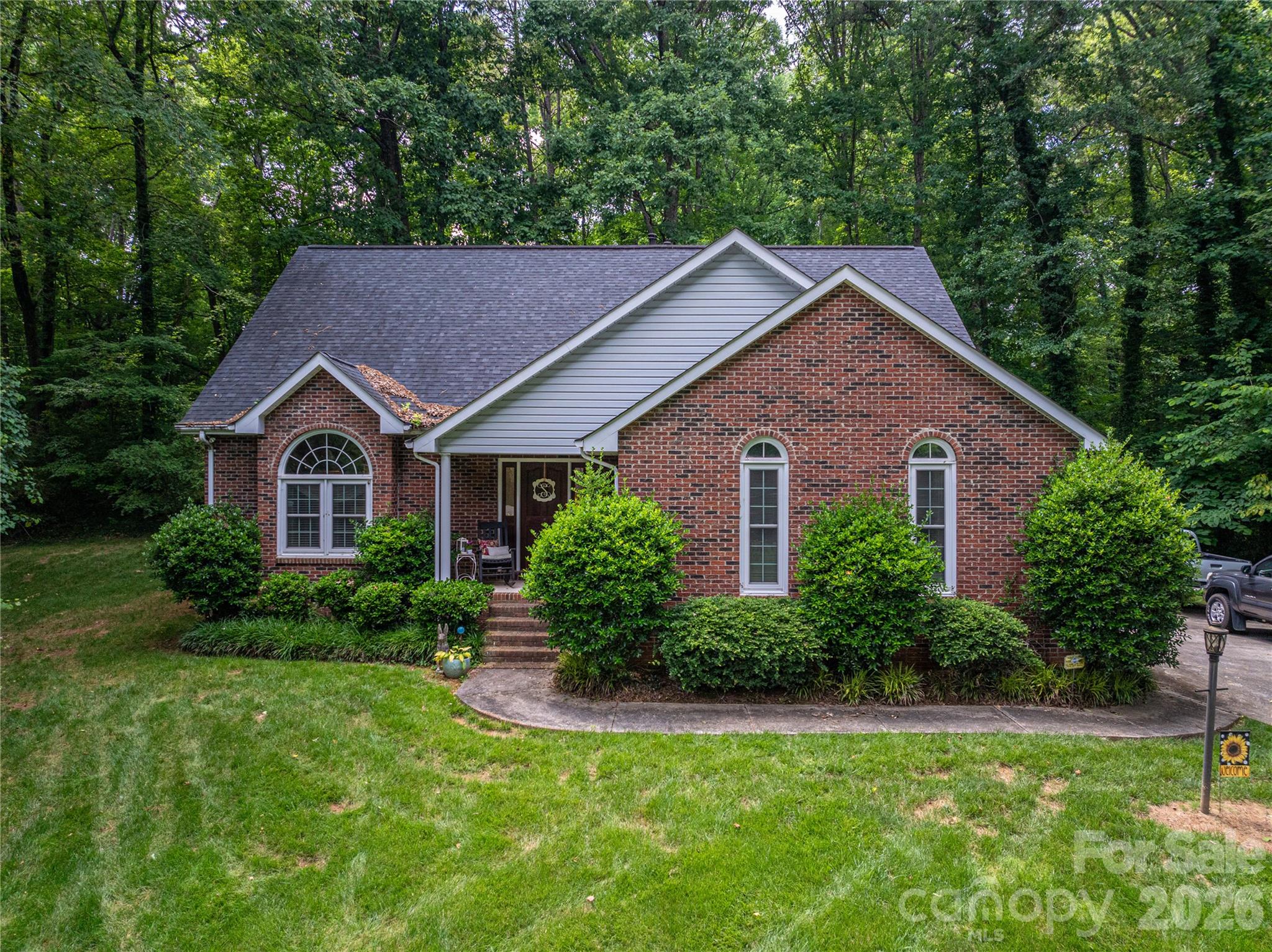 645 Deerfield Drive, Mount Holly NC 28120