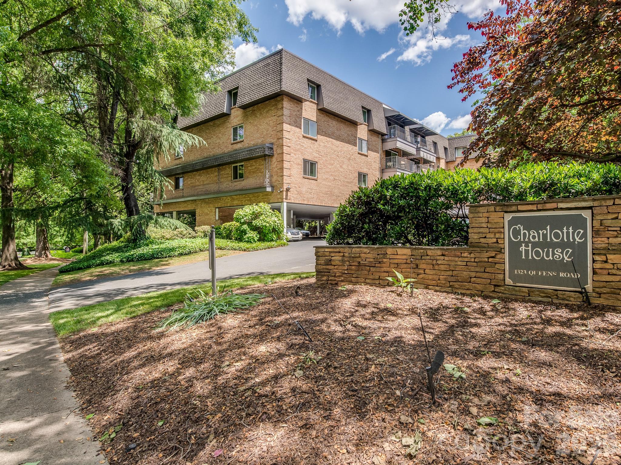 1323 Queens Road Unit 317, Charlotte NC 28207