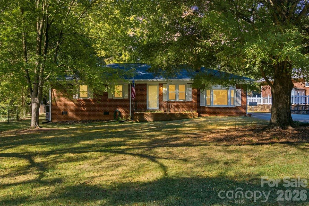 1115 Woodhaven Drive, Mount Holly NC 28120