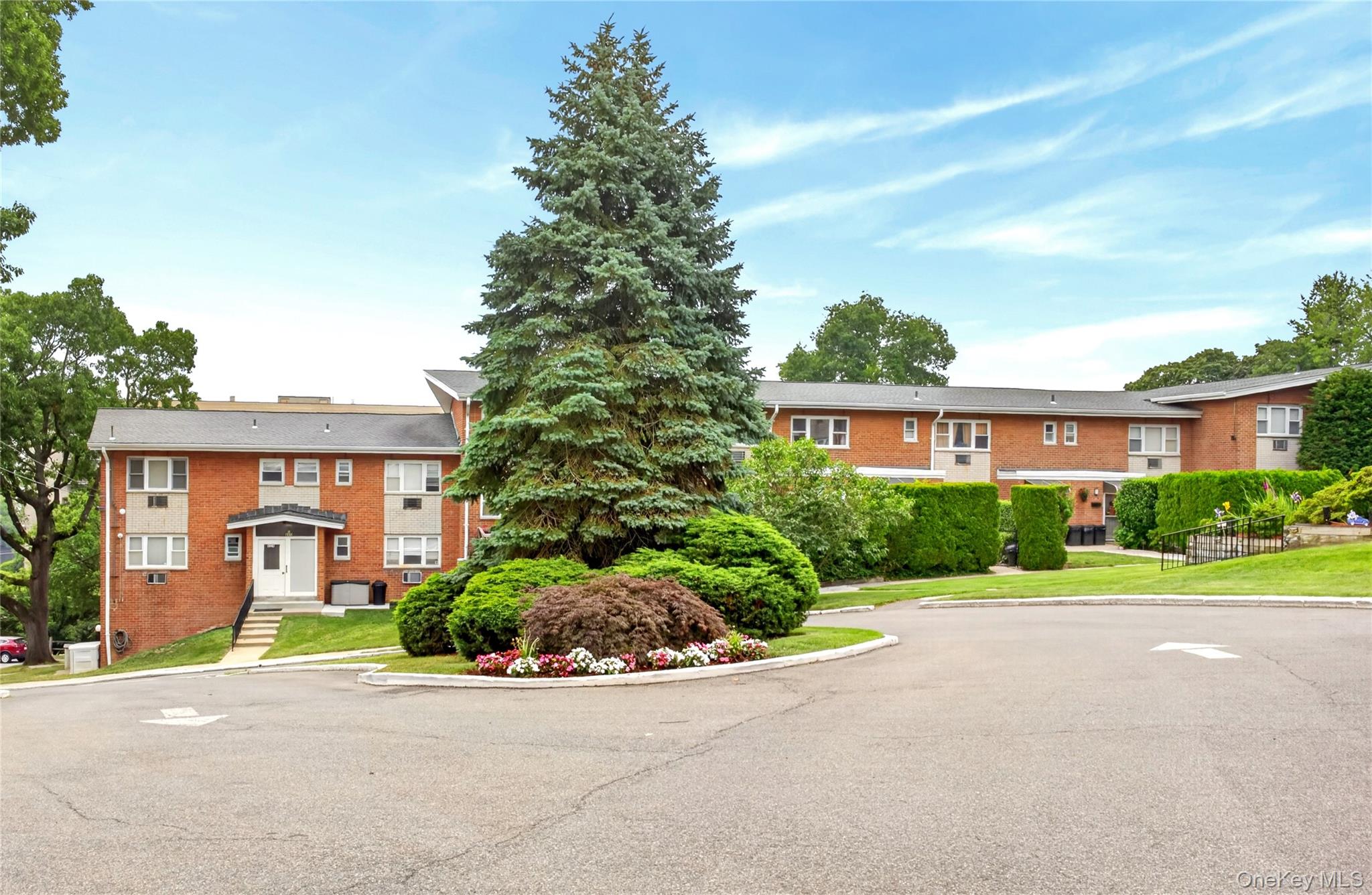 671 Pelham Road Unit D9, New Rochelle NY 10805
