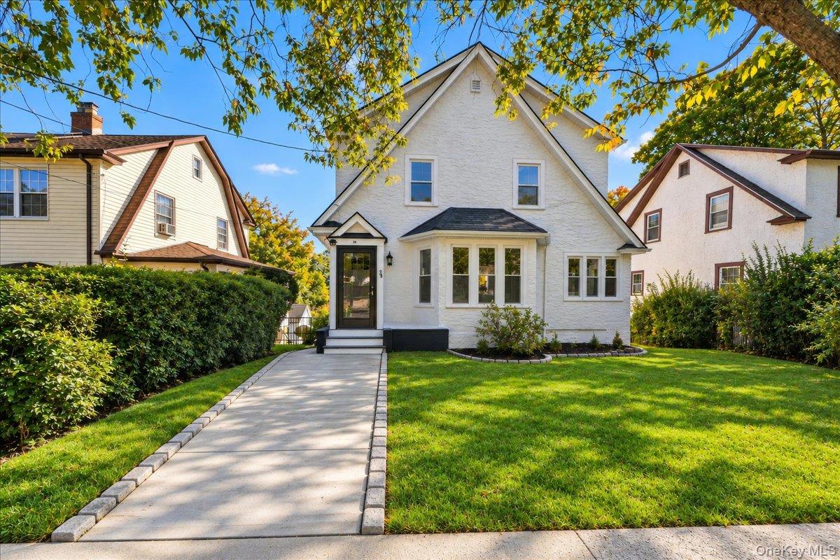 34 Lefferts Road, Yonkers NY 10705