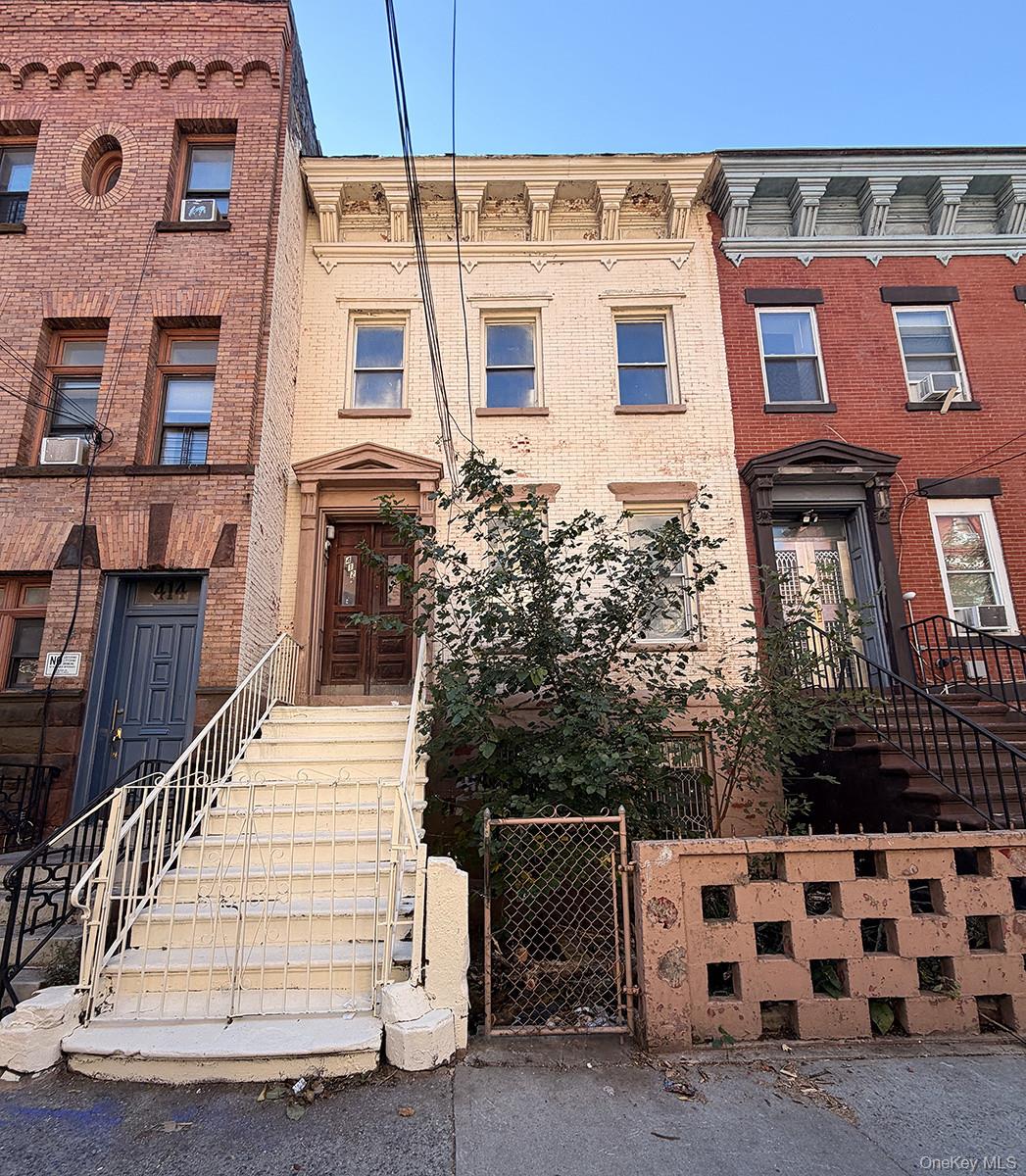 412 E 136 Street, Bronx NY 10454