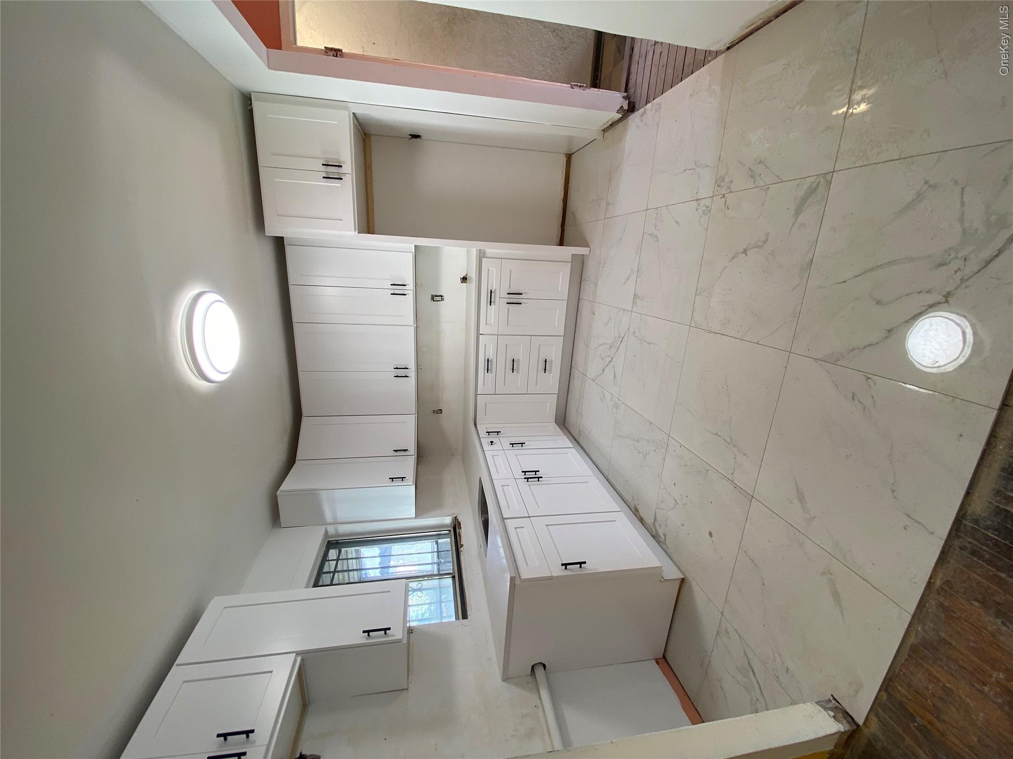 1005 E 226th Street, Bronx NY 10466