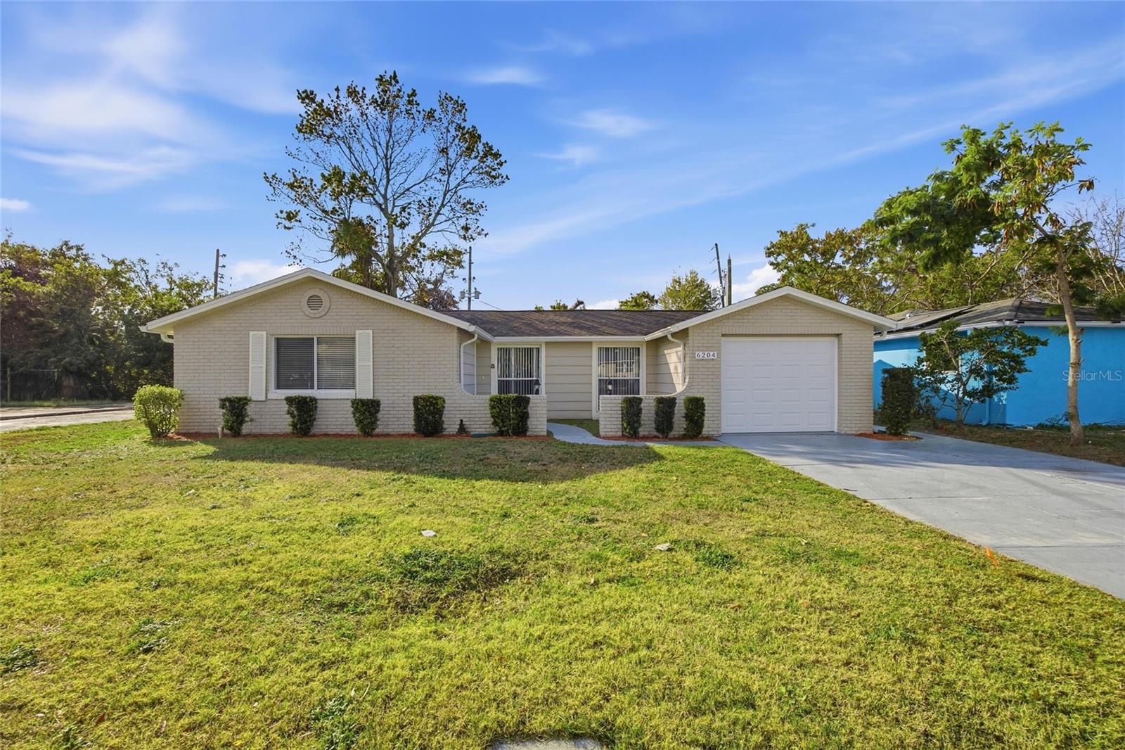 6204 WESTPORT DR, Port Richey FL 34668