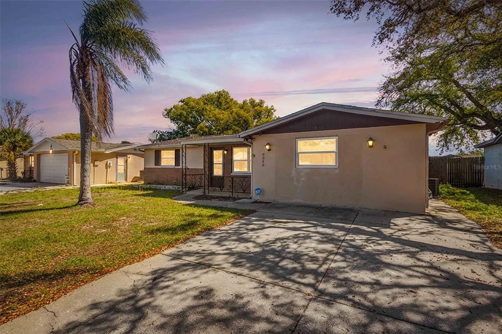 9040 LUNAR LN, Port Richey FL 34668