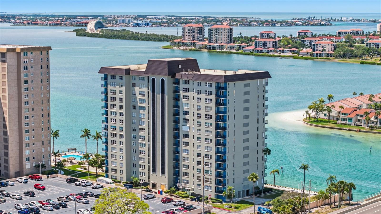 5220 BRITTANY DR S #901, St Petersburg FL 33715