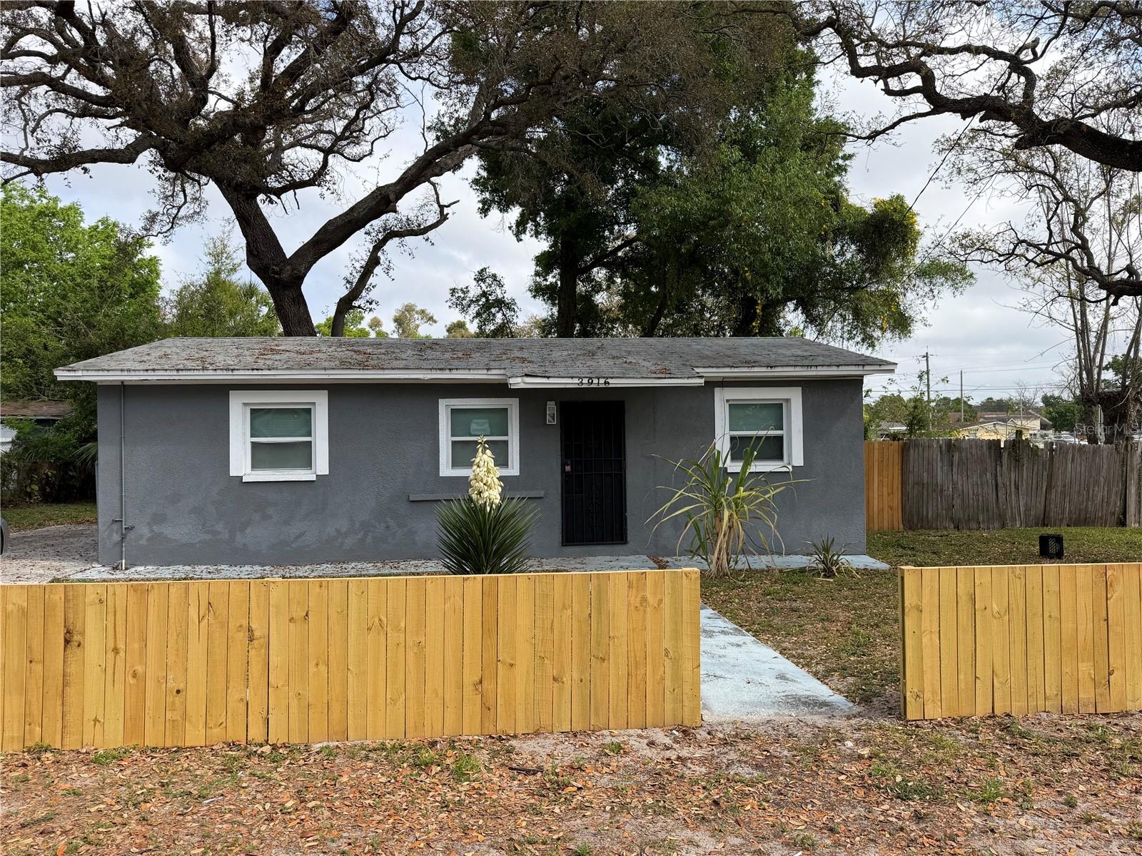 3916 E GENESEE ST, Tampa FL 33610