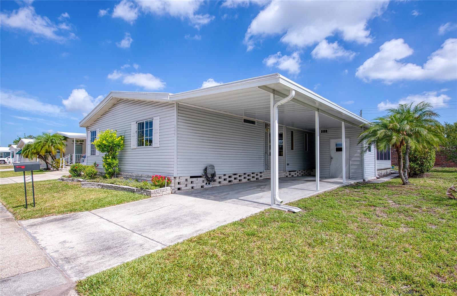 258 PELICAN DR N, Oldsmar FL 34677