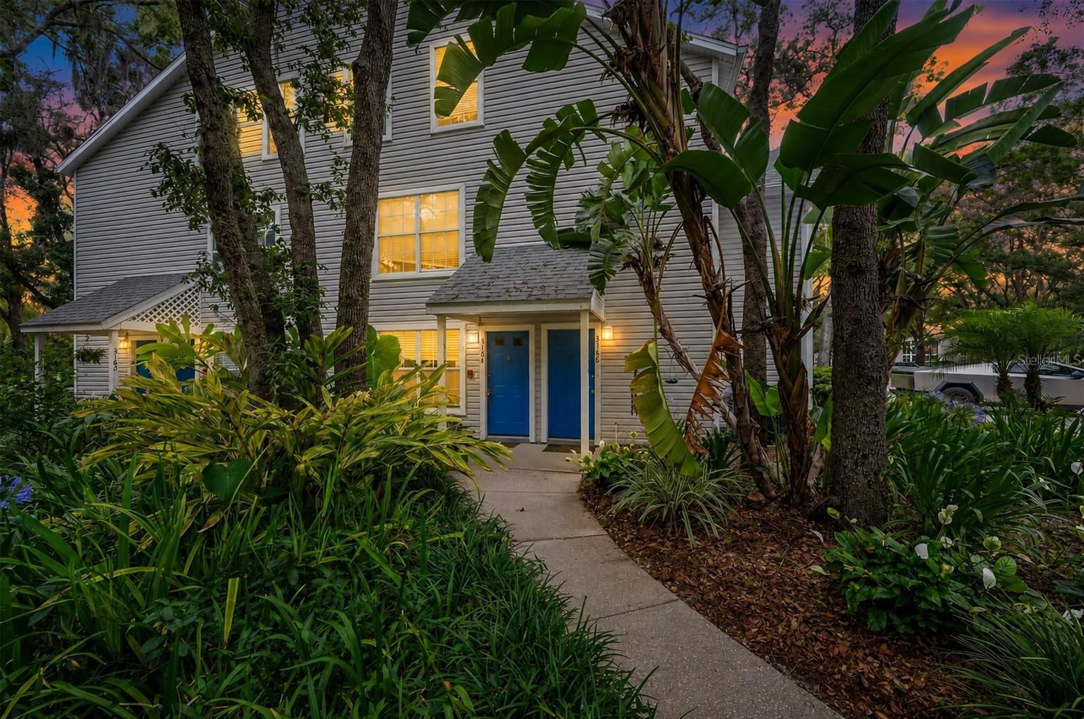 3164 VALLEY OAKS DR #3164, Tampa FL 33618