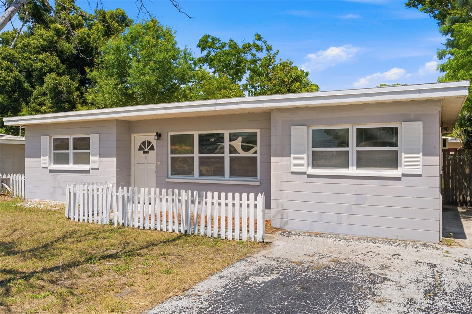 8871 93RD ST, Seminole FL 33777