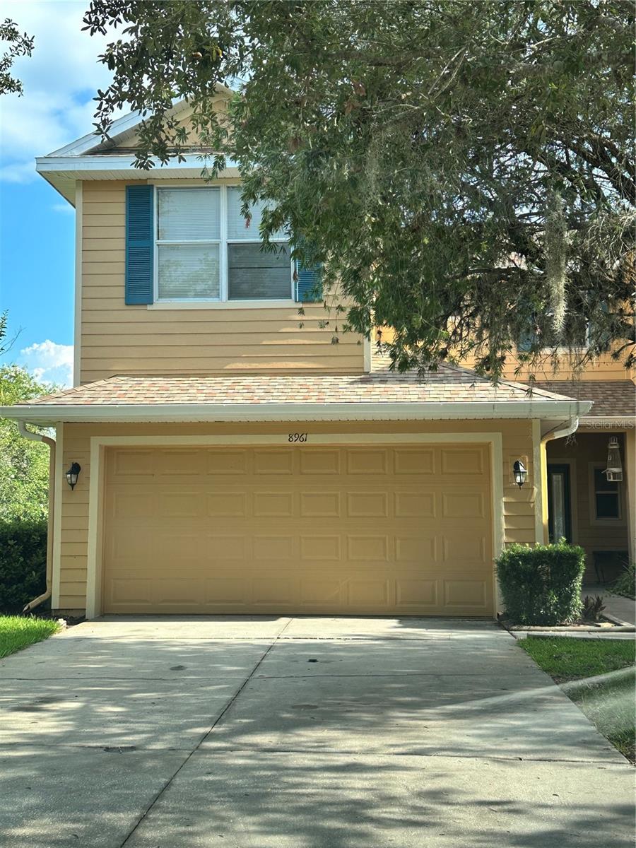 8961 IRON OAK AVE, Tampa FL 33647