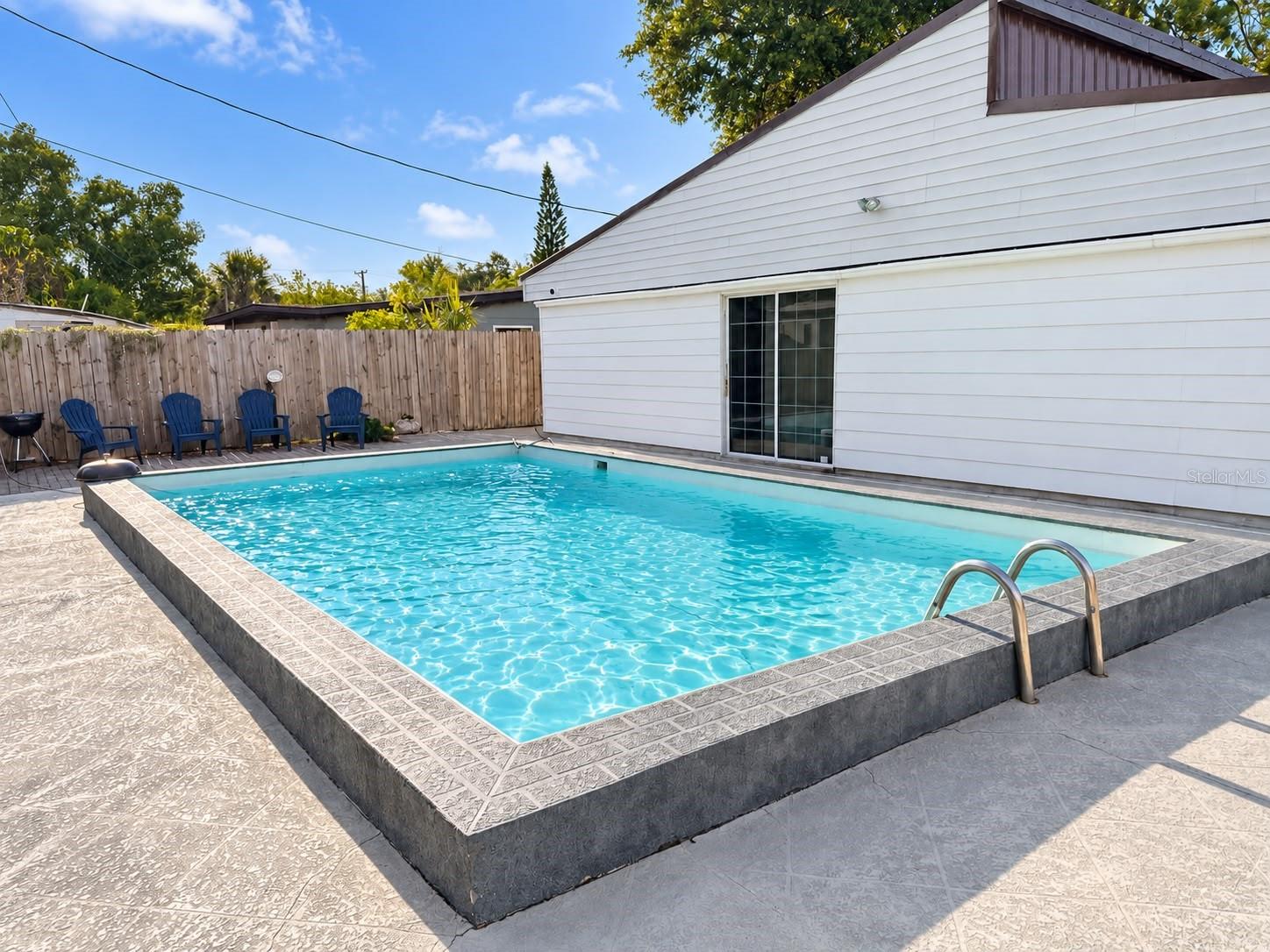 7917 RIDEOUT RD, Tampa FL 33619