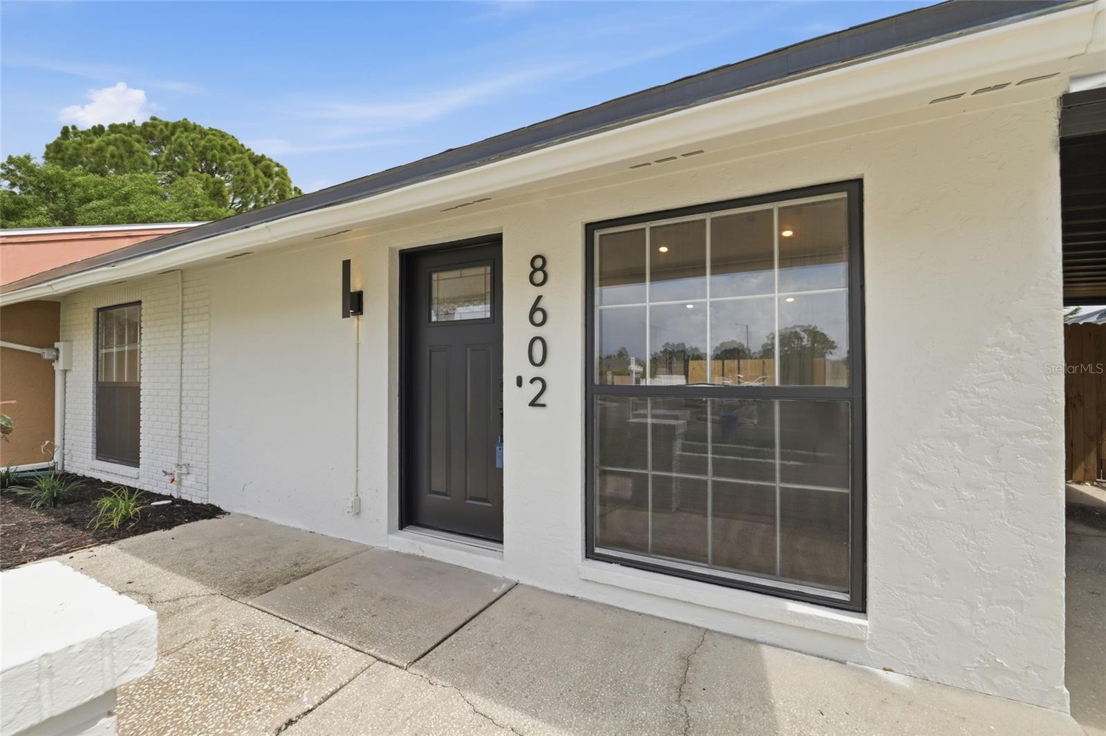 8602 BRIAR GROVE CIR, Tampa FL 33615