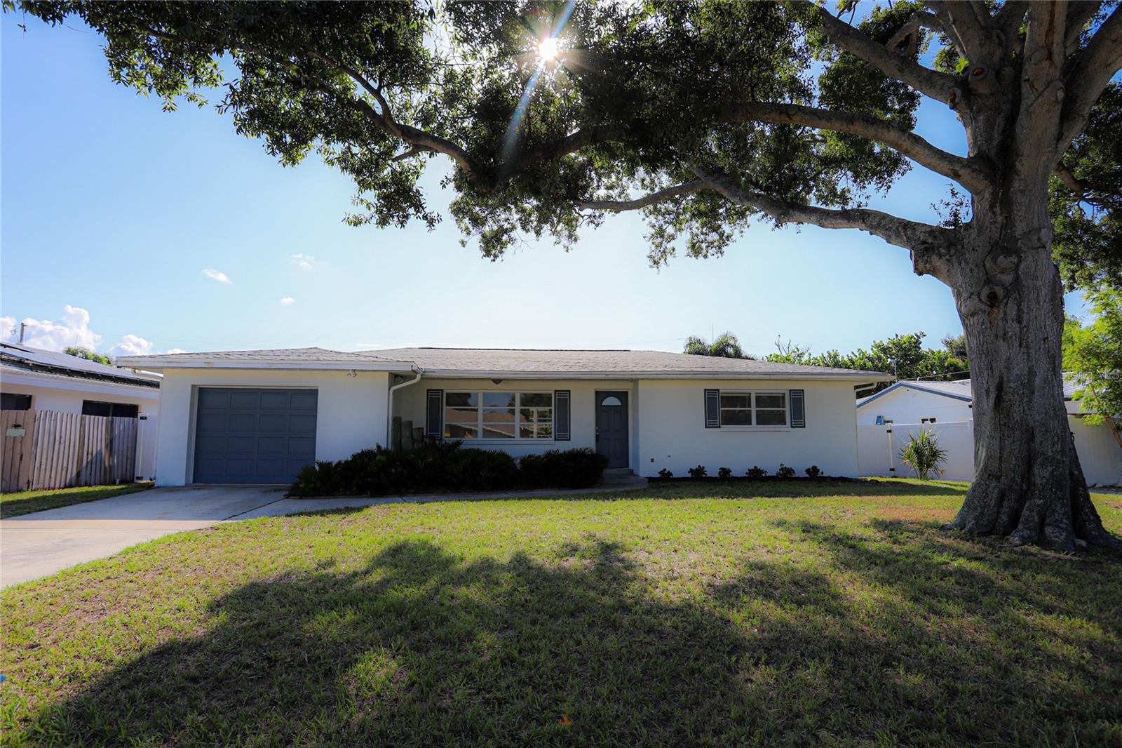 10011 110TH ST, Seminole FL 33772