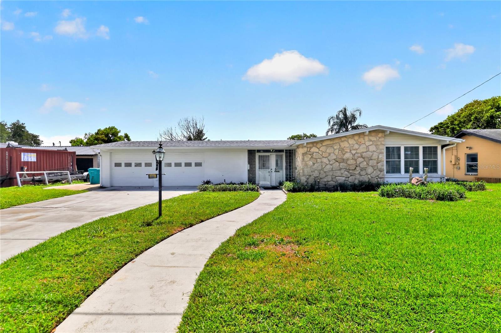 2604 REEF CT, Orlando FL 32805