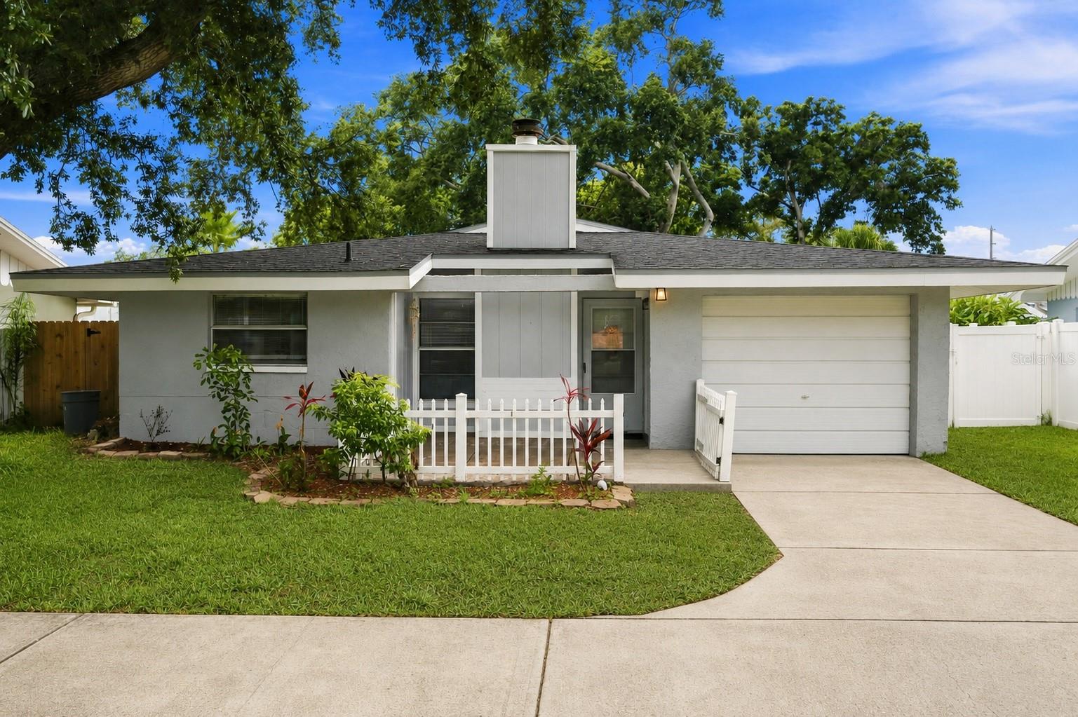 1680 PINEHURST RD, Dunedin FL 34698