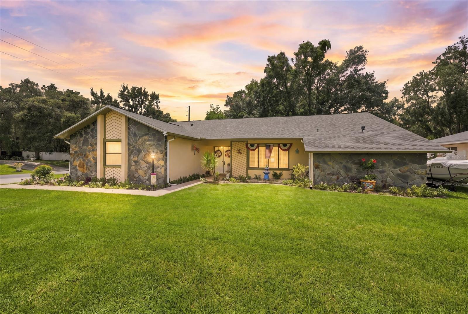 4292 ELWOOD RD, Spring Hill FL 34609