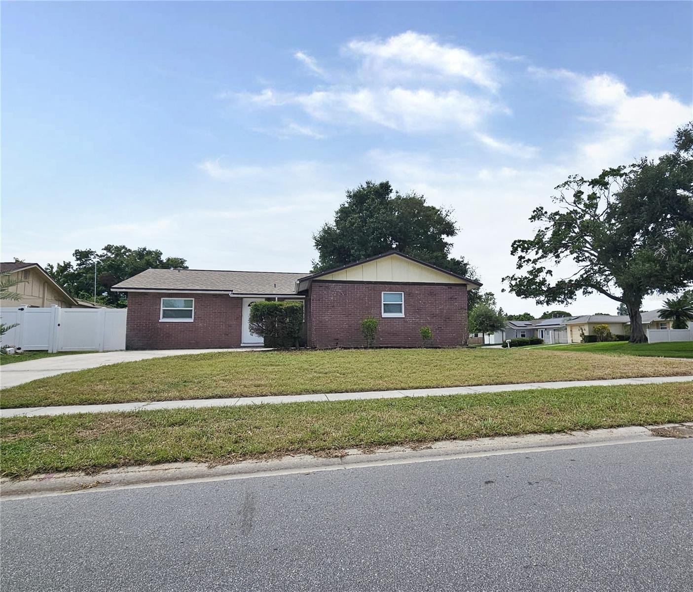 6092 BURCH ST N, St Petersburg FL 33709