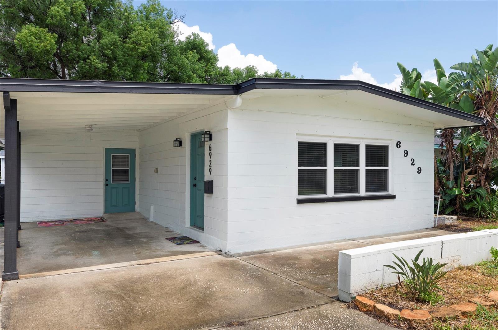 6929 39TH AVE N, St Petersburg FL 33709