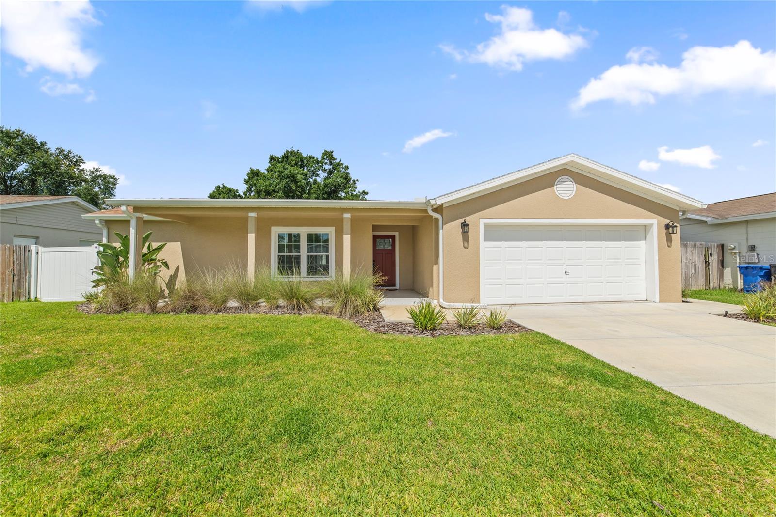 1003 RED OAK CIR, Brandon FL 33511