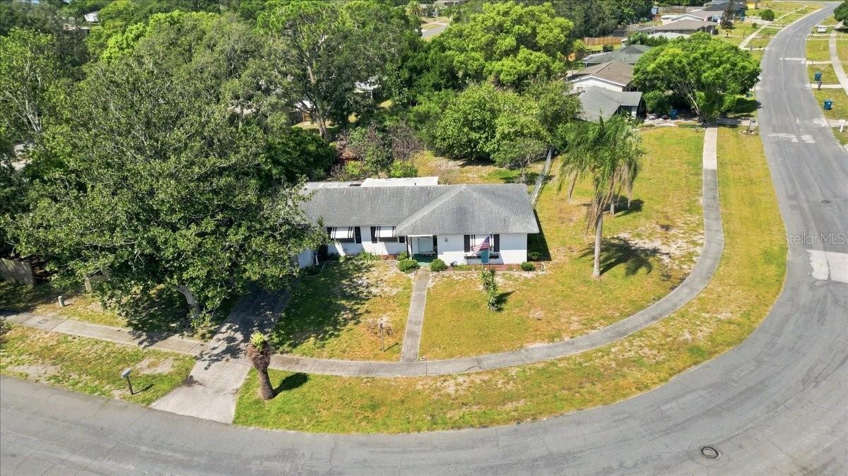 7222 HOLIDAY DR, Spring Hill FL 34606