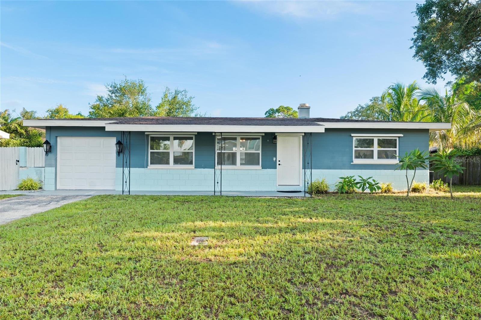 10811 VALENCIA TER, Seminole FL 33772
