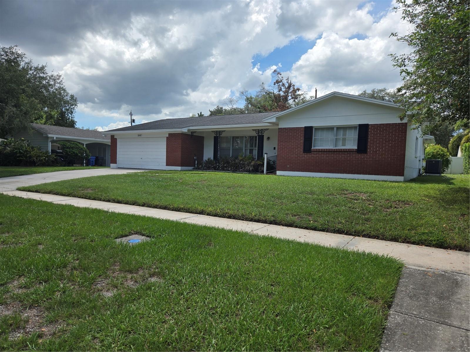 3502 NAKORA DR, Tampa FL 33618
