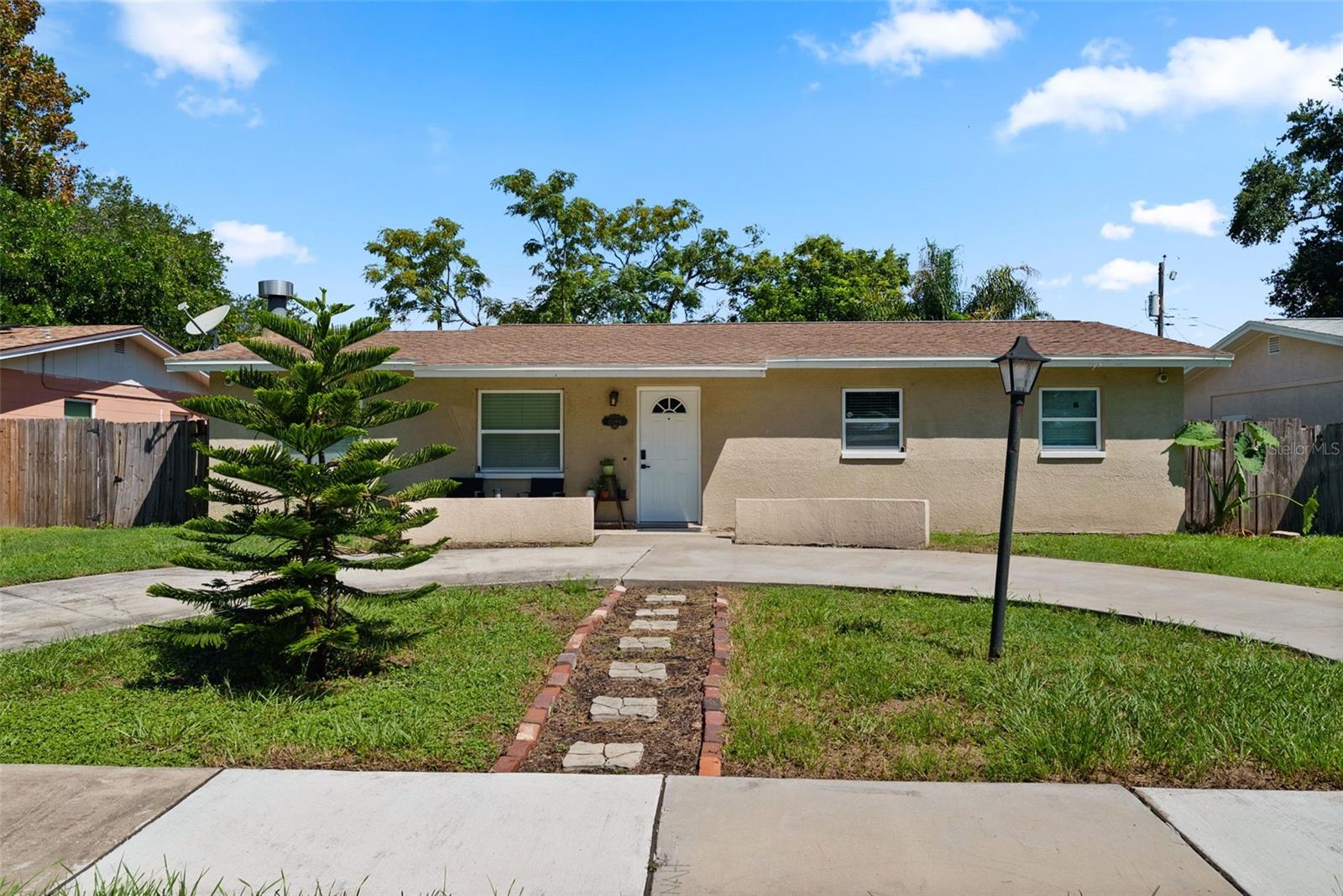 11199 TEMPLE AVE, Seminole FL 33772