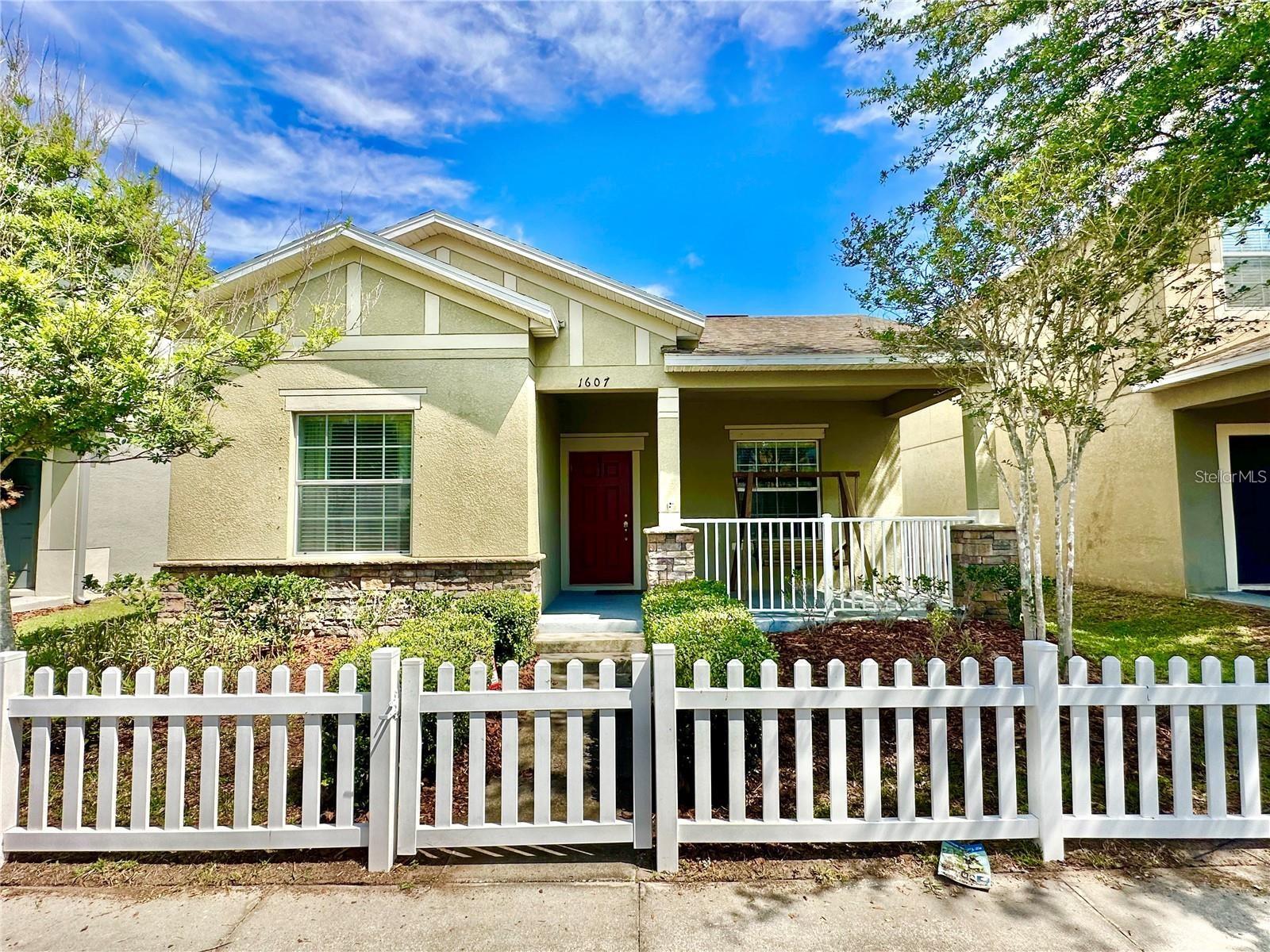 1607 ACADIA HARBOR PL, Brandon FL 33511