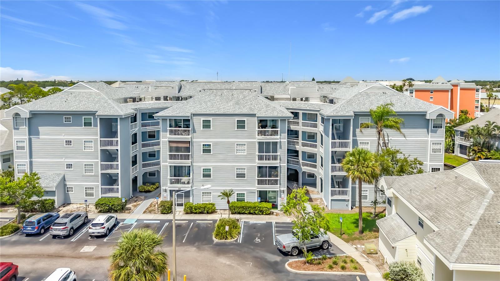 6810 STONES THROW CIR N #13302, St Petersburg FL 33710