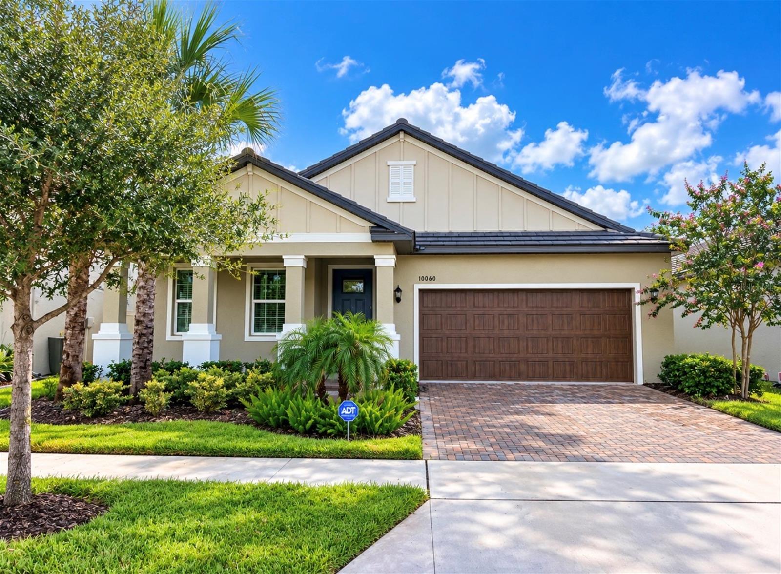 10060 BANYAN BREEZE BLVD, Land O Lakes FL 34638