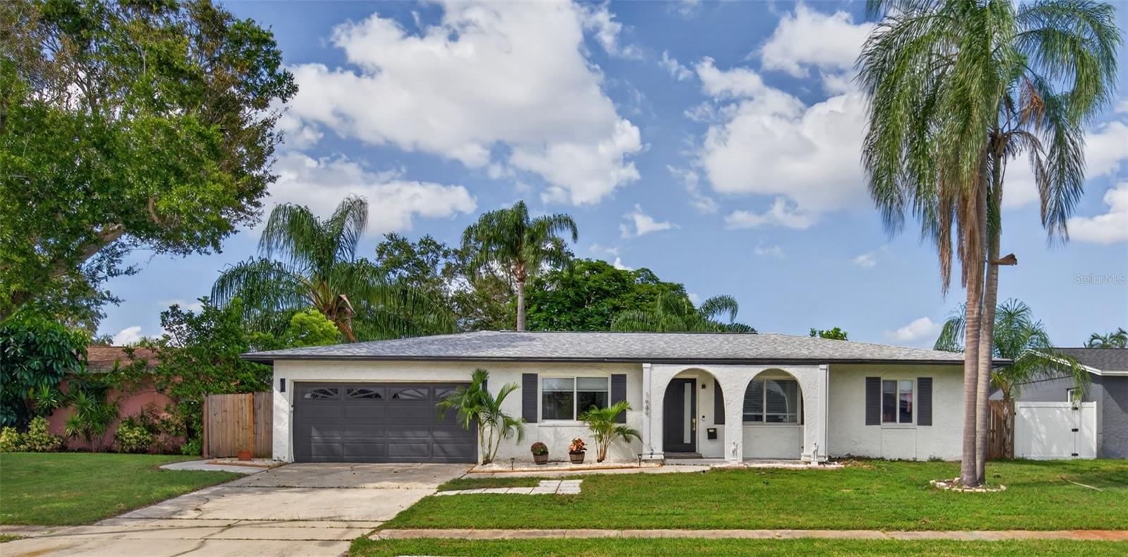 1689 PENNSYLVANIA AVE NE, St Petersburg FL 33703