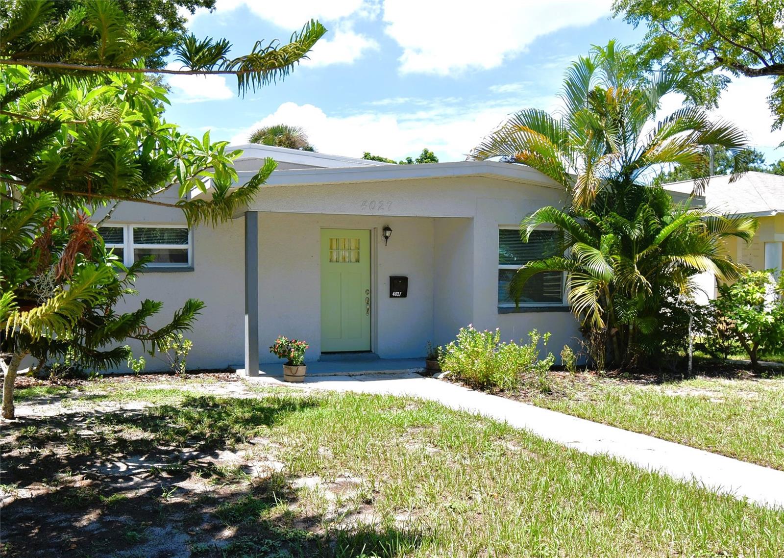 4027 7TH ST S, St Petersburg FL 33705