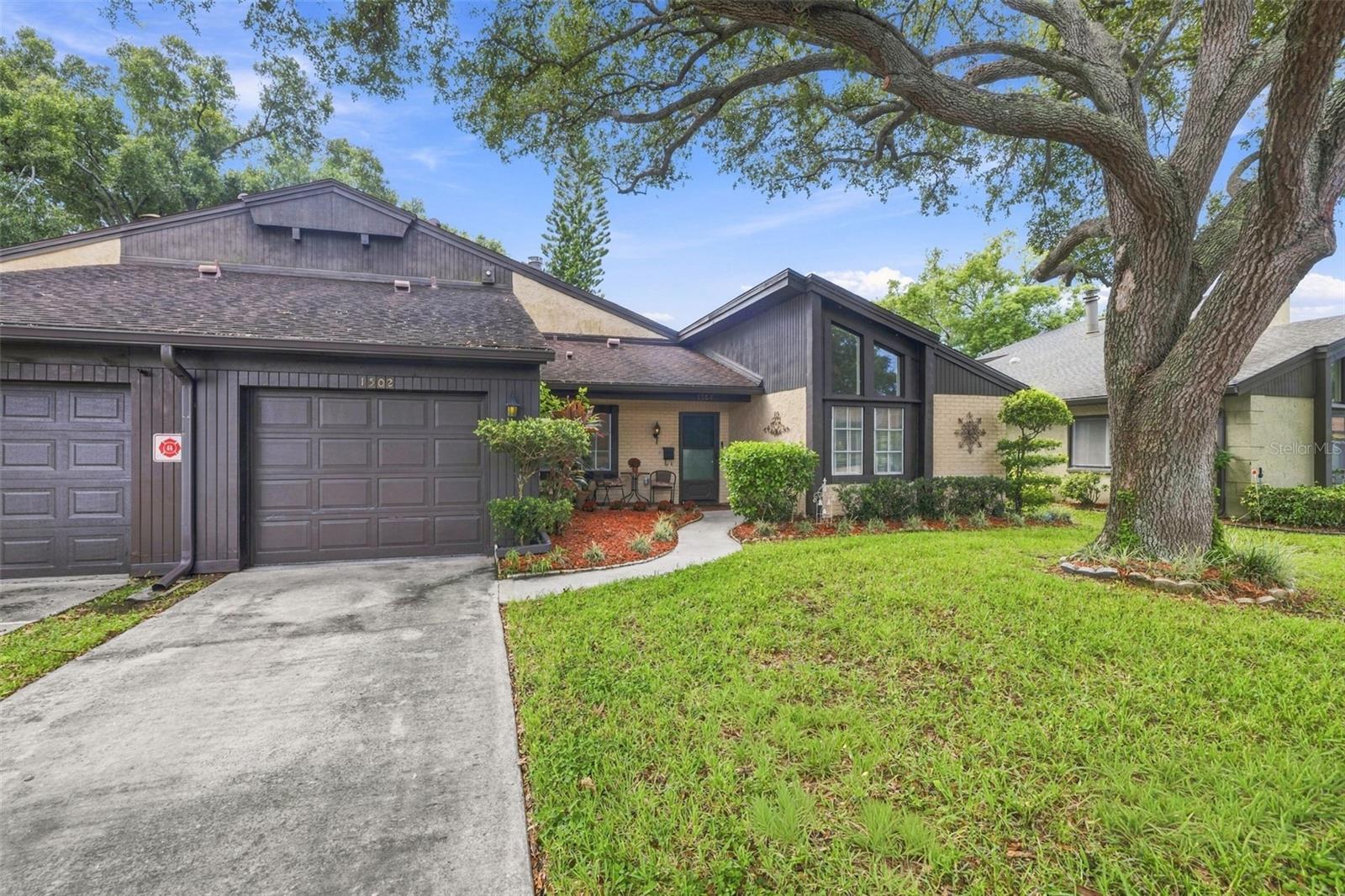 2101 SUNSET POINT RD #1502, Clearwater FL 33765