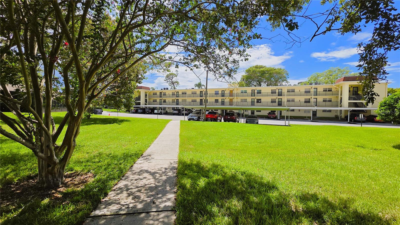 1450 HEATHER RIDGE BLVD #201, Dunedin FL 34698