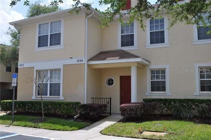 1934 FIESTA RIDGE CT, Tampa FL 33604