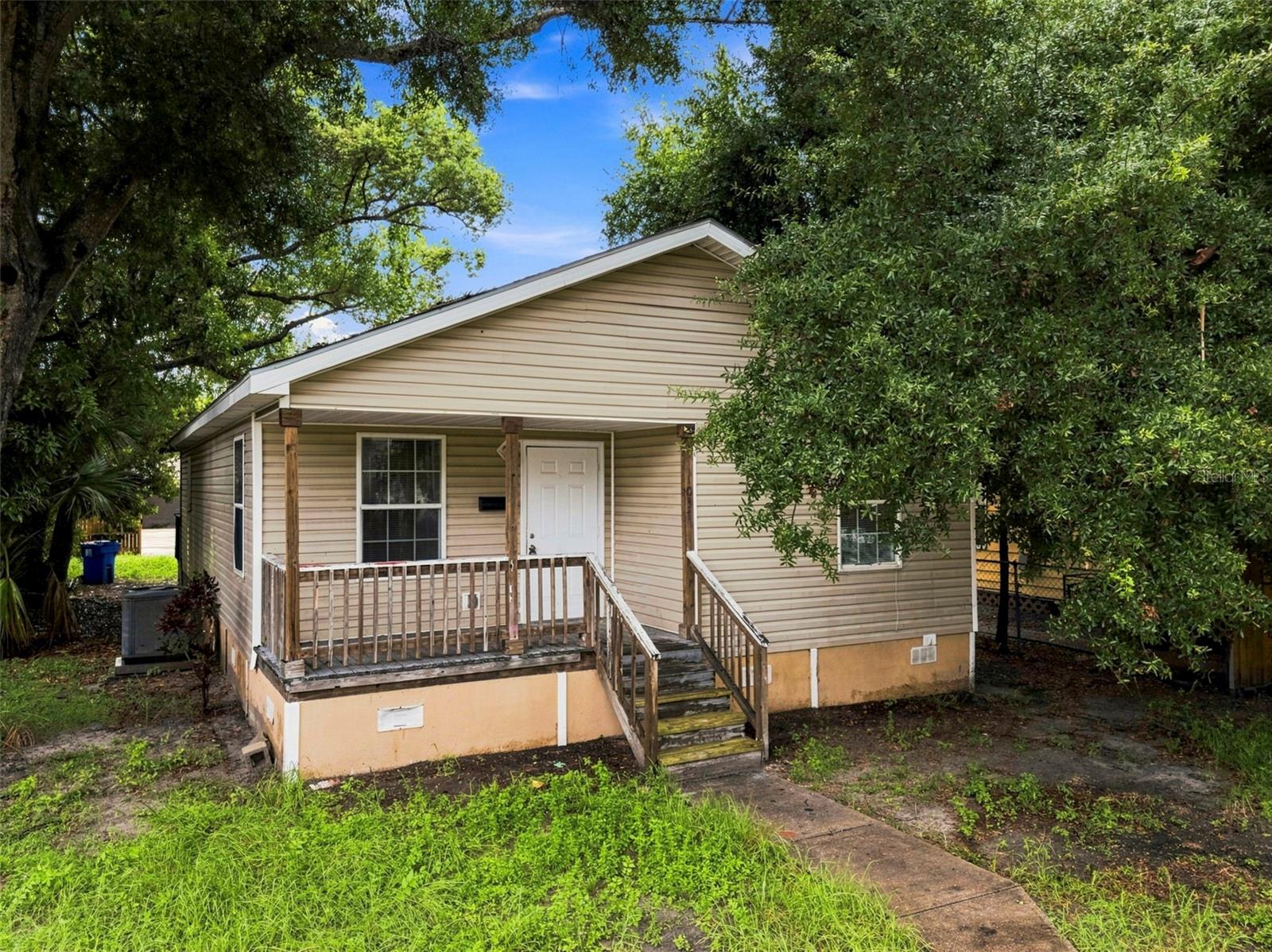 1037 12TH AVE S, St Petersburg FL 33705