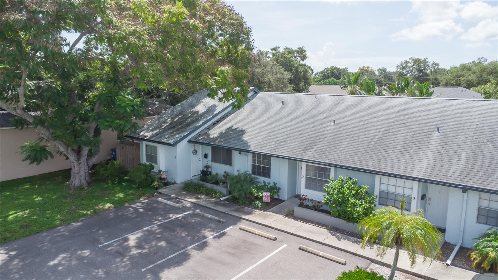 366 47TH AVE N #2, St Petersburg FL 33703