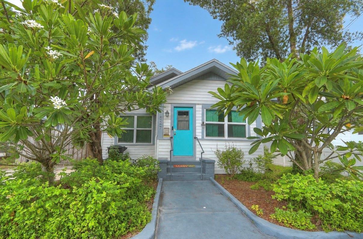 1527 13TH ST S, St Petersburg FL 33705